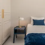 Kom4Nest Charming Cottage