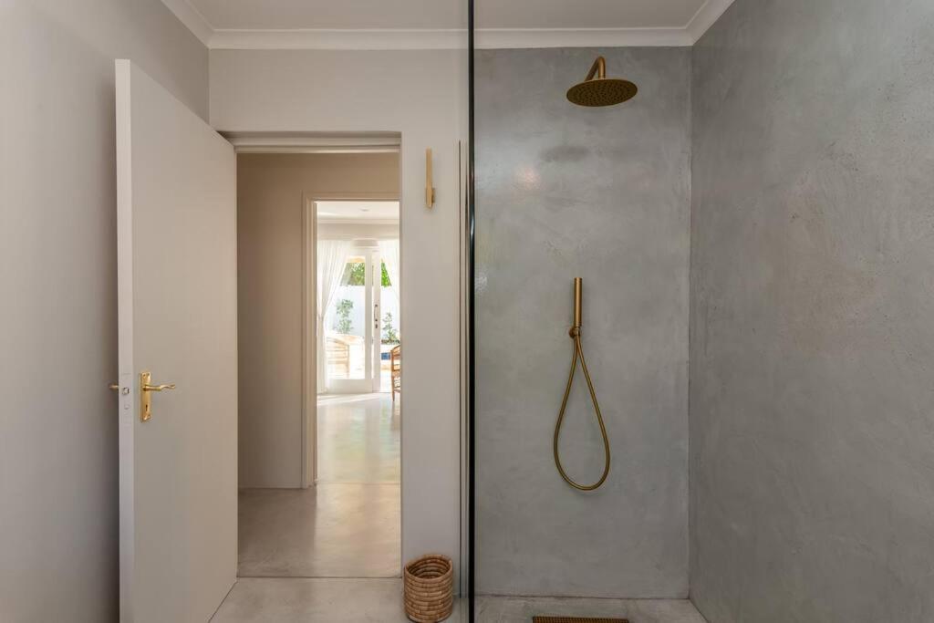Apartment Kom4nest Charming
