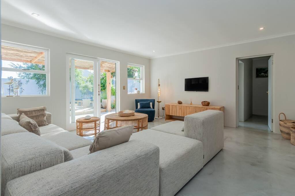 Kom4nest Charming Apartment